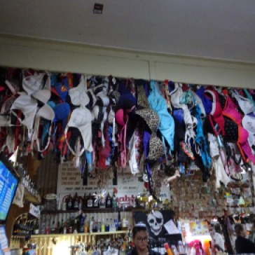 Daly Waters Pub - Bras